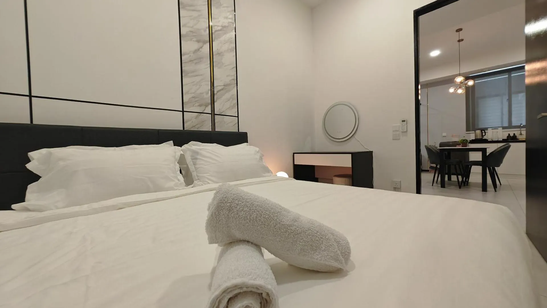 Appartamento Modern Elegance - Urban Suites By Ocean Luxe Jelutong